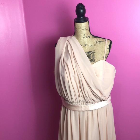 Convertible Bridesmaid’s dress in soft rose - Picture 2 of 7